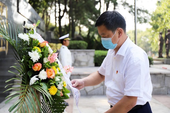 物资公司赴武汉抗战纪念园开展国防教育月活动
